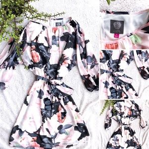 Vince camuto floral dress, SIZE 6